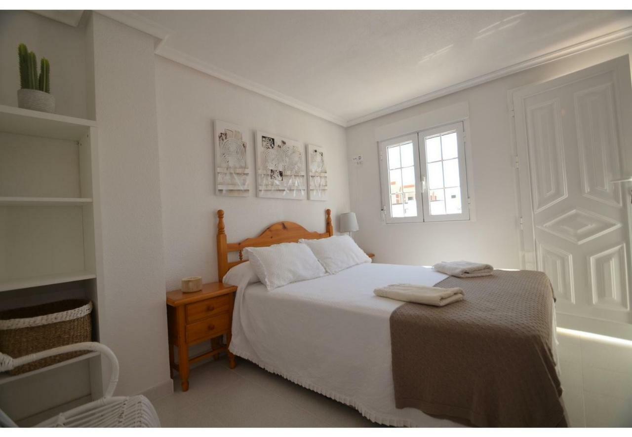 30 Beach House - Bbq & Terrace La Mata  Esterno foto