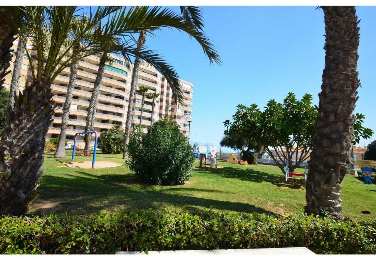 30 Beach House - Bbq & Terrace La Mata  Esterno foto
