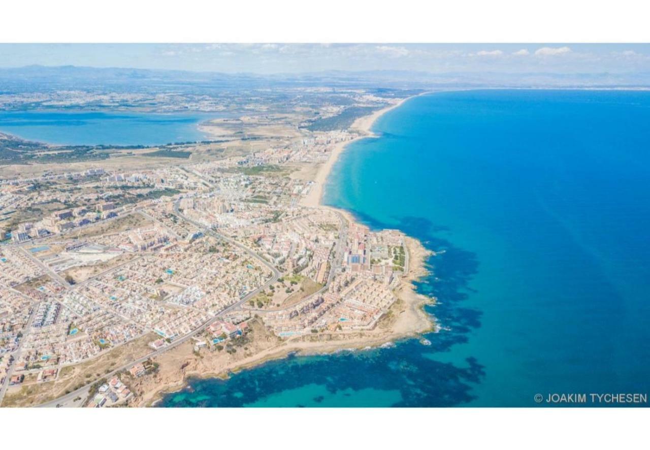30 Beach House - Bbq & Terrace La Mata  Esterno foto